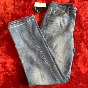 *NWT* NINE WEST JEANS *FREE SHIPPING*